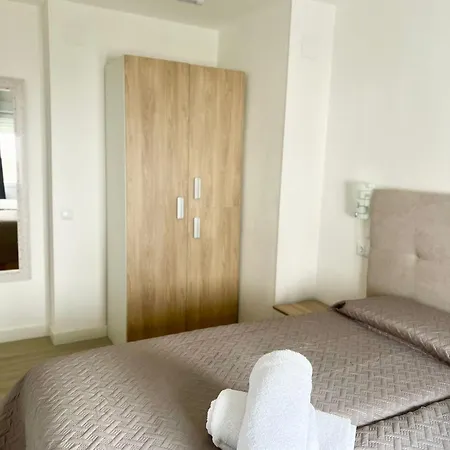 Group Experience Apartament *